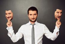 مجنون ادوارى كيست؟