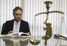 خود ، کار گشایی